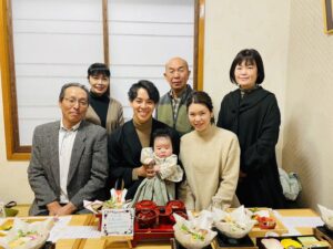 岡崎市　岡崎　結婚記念日　ありがとう　感謝　分かち合う　和食　日本料理　個室　コース料理　予約　座敷　イス席　鯛　家族で祝う　夫婦　金婚式　銀婚式　アルミ婚式　陶器婚式　真珠婚式　珊瑚婚式　ルビー婚式　サファイア婚式　エメラルド婚　ダイヤモンド婚 　夫婦の記念日　大切な人の記念日　想い出の場所　結婚25周年