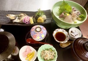 岡崎市 岡崎 アジ刺身 アジ塩焼き 御膳 定食 和食 ランチ 釜飯 天ぷら 寿司 刺身 海鮮丼 個室 予約できます