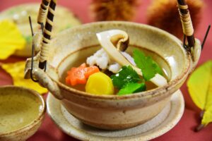 岡崎市　岡崎　秋の御膳　ランチ　定食　日本料理　和食　新秋刀魚塩焼き　松茸　土瓶蒸し　松茸釜飯　新秋刀魚釜飯　釜飯　天ぷら　刺身　寿司　松茸コース　個室　予約　家族　美味しい　おもてなし　新米　美味しいご飯　敬老の日　敬老　シルバーウィーク