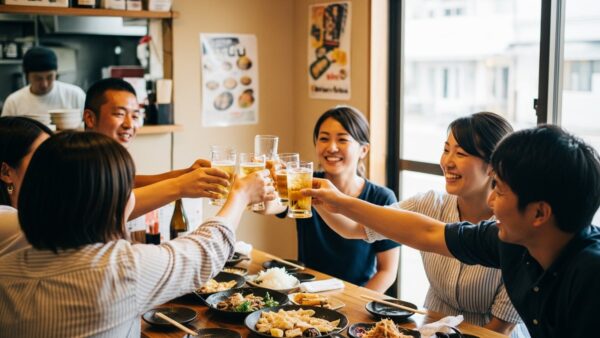 お祝いの席を盛り上げる、岡崎の鯛の塩釜焼き。ハンマーで割る瞬間に密着