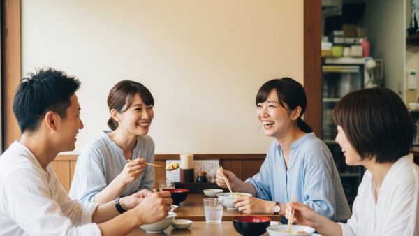 岡崎の炊き込みご飯ランチの前と後。土鍋の蓋を開けた瞬間のお客様の反応
